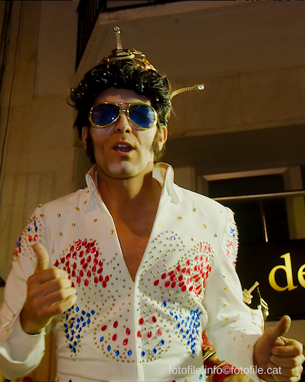 Carnaval 2014 Sitges Rua de la Disbauxa 
Carnaval 2014 Sitges Rua de la Disbauxa 
Keywords: Carnaval 2014 Sitges Rua de la Disbauxa 