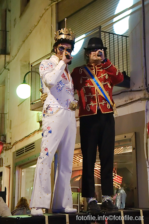 Carnaval 2014 Sitges - Rua de l'Extermini
Carnaval 2014 Sitges - Rua de l'Extermini
Keywords: Carnaval 2014 Sitges - Rua de l'Extermini
