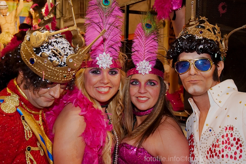 Carnaval 2014 Sitges Rua de la Disbauxa 
Carnaval 2014 Sitges Rua de la Disbauxa 
Keywords: Carnaval 2014 Sitges Rua de la Disbauxa 