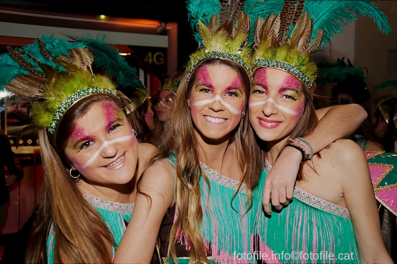 Carnaval 2014 Sitges - Rua de l'Extermini
Carnaval 2014 Sitges - Rua de l'Extermini
Keywords: Carnaval 2014 Sitges - Rua de l'Extermini