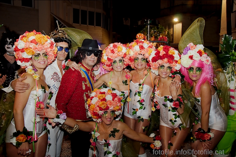 Carnaval 2014 Sitges - Rua de l'Extermini
Carnaval 2014 Sitges - Rua de l'Extermini
Keywords: Carnaval 2014 Sitges - Rua de l'Extermini