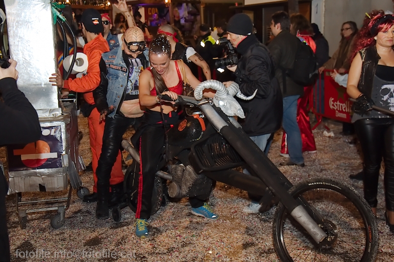 Carnaval 2014 Sitges - Rua de l'Extermini
Carnaval 2014 Sitges - Rua de l'Extermini
Keywords: Carnaval 2014 Sitges - Rua de l'Extermini