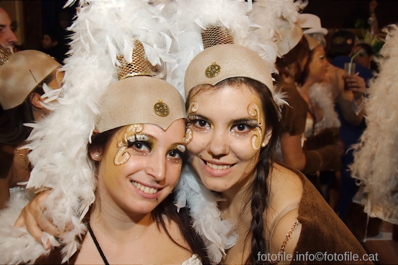 Carnaval 2014 Sitges - Rua de l'Extermini
Carnaval 2014 Sitges - Rua de l'Extermini
Keywords: Carnaval 2014 Sitges - Rua de l'Extermini