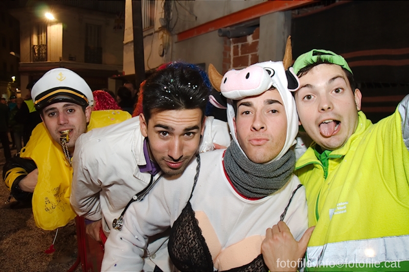 Carnaval 2014 Sitges - Rua de l'Extermini
Carnaval 2014 Sitges - Rua de l'Extermini
Keywords: Carnaval 2014 Sitges - Rua de l'Extermini