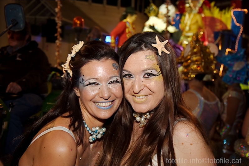 Carnaval 2014 Sitges - Rua de l'Extermini
Carnaval 2014 Sitges - Rua de l'Extermini
Keywords: Carnaval 2014 Sitges - Rua de l'Extermini