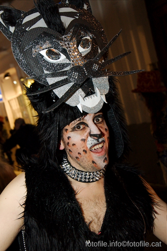 Carnaval 2016 Sitges - Rua de l'Extermini
Carnaval 2016 Sitges - Rua de l'Extermini
Keywords: Carnaval 2016 Sitges - Rua de l'Extermini