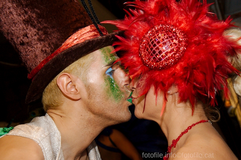 Carnaval 2016 Sitges - Rua de l'Extermini
Carnaval 2016 Sitges - Rua de l'Extermini
Keywords: Carnaval 2016 Sitges - Rua de l'Extermini