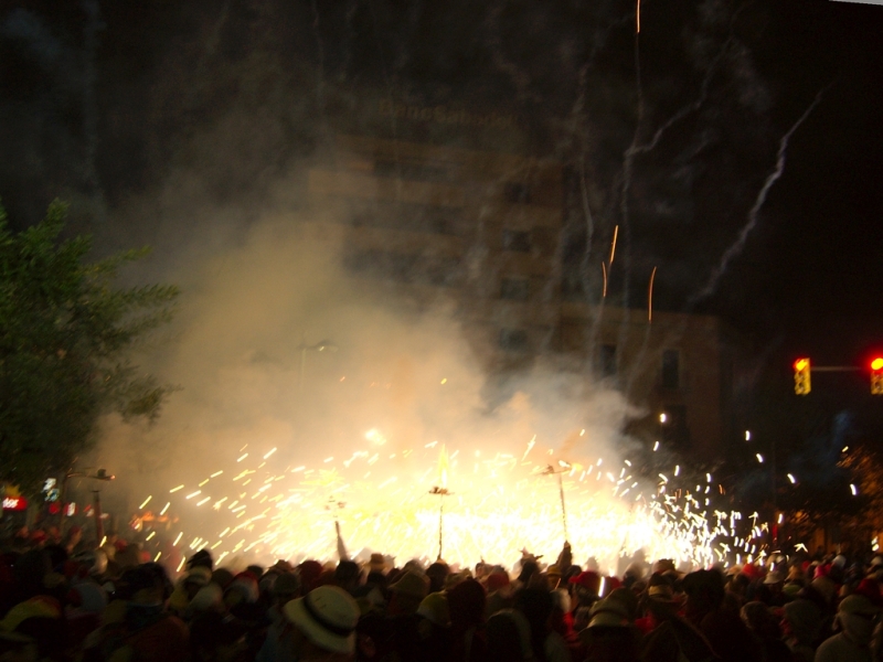 Balldefoc 2009. Vilafranca del Penedes
Imatge del Balldefoc 2009, a Vilafranca del Penedes. Nikon D50 #
Foto del Balldefoc 2009, en Vilafranca del Penedes. #

Keywords: balldefoc 2009 vilafranca