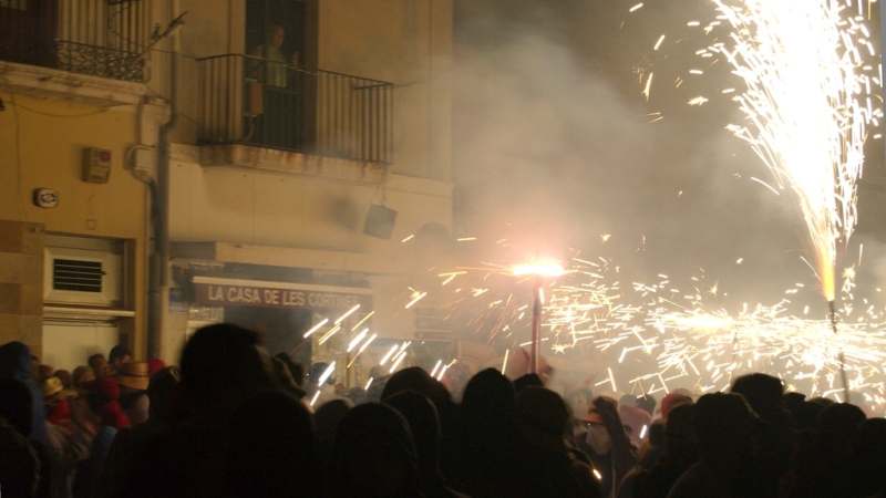 Balldefoc 2009. Vilafranca del Penedes
Imatge del Balldefoc 2009, a Vilafranca del Penedes. Nikon D50 #
Foto del Balldefoc 2009, en Vilafranca del Penedes. #

Keywords: balldefoc 2009 vilafranca