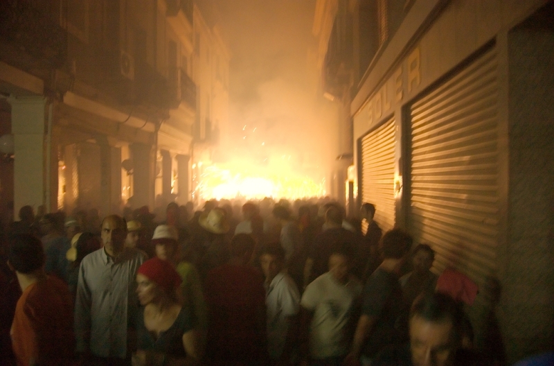 Balldefoc 2009. Vilafranca del Penedes
Imatge del Balldefoc 2009, a Vilafranca del Penedes. Nikon D50 #
Foto del Balldefoc 2009, en Vilafranca del Penedes. #
Keywords: BALLDEFOC 2009 VILAFRANCA