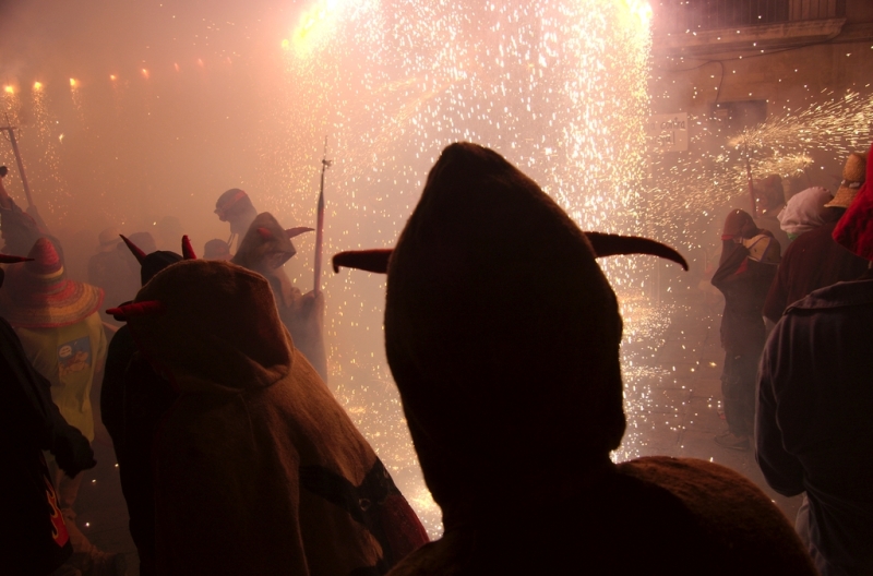Balldefoc 2009. Vilafranca del Penedes
Imatge del Balldefoc 2009, a Vilafranca del Penedes. Nikon D50 #
Foto del Balldefoc 2009, en Vilafranca del Penedes. #
Keywords: BALLDEFOC 2009 VILAFRANCA