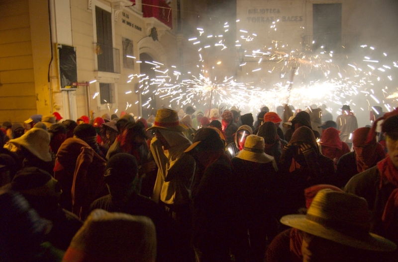 Balldefoc 2009. Vilafranca del Penedes
Imatge del Balldefoc 2009, a Vilafranca del Penedes. Nikon D50 #
Foto del Balldefoc 2009, en Vilafranca del Penedes. #
Keywords: BALLDEFOC 2009 VILAFRANCA