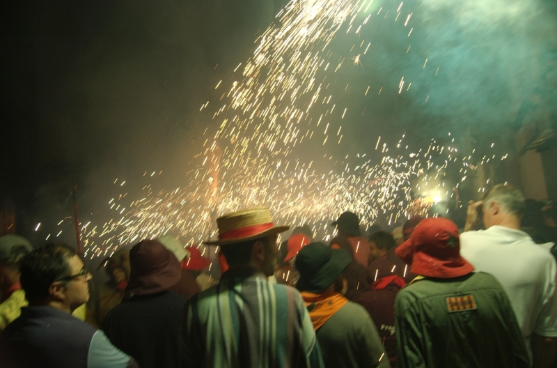 Balldefoc 2009. Vilafranca del Penedes
Imatge del Balldefoc 2009, a Vilafranca del Penedes. Nikon D50 #
Foto del Balldefoc 2009, en Vilafranca del Penedes. #
Keywords: BALLDEFOC 2009 VILAFRANCA
