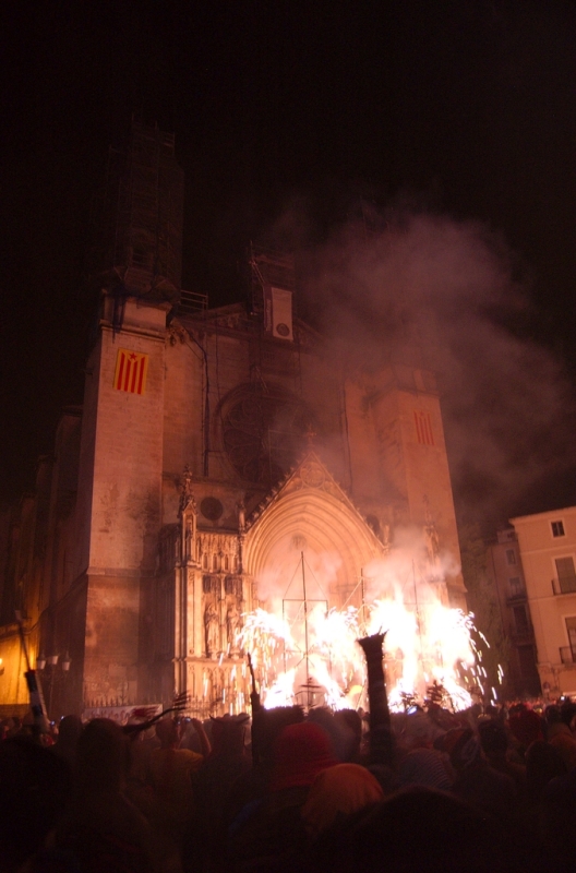 Balldefoc 2009. Vilafranca del Penedes
Imatge del Balldefoc 2009, a Vilafranca del Penedes. Nikon D50 #
Foto del Balldefoc 2009, en Vilafranca del Penedes. #
Keywords: BALLDEFOC 2009 VILAFRANCA