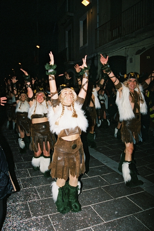 Carnaval 2003 Vilafranca del Penedes
Fotos del Carnaval 2003 de Vilafranca del Pdes. Negatiu 35mm escanejat.
Keywords: Carnaval Vilafranca 2003