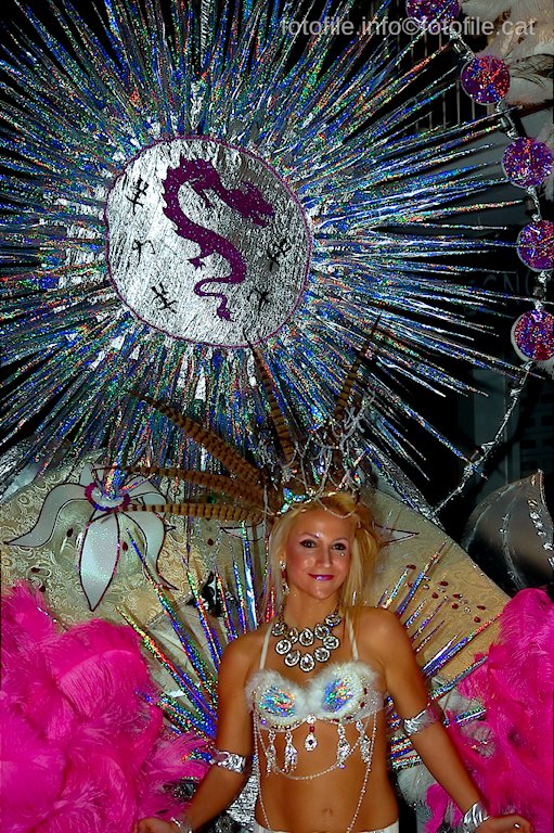 Carnaval 2014 Sitges - Rua de l'Extermini
Carnaval 2014 Sitges - Rua de l'Extermini
Keywords: Carnaval 2014 Sitges - Rua de l'Extermini