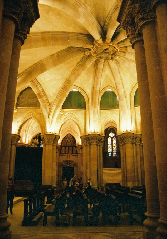 Gaudi - Sagrada Familia
Sagrada Familia. Barcelona 2003. Cripta
Keywords: Gaudi Sagrada Familia
