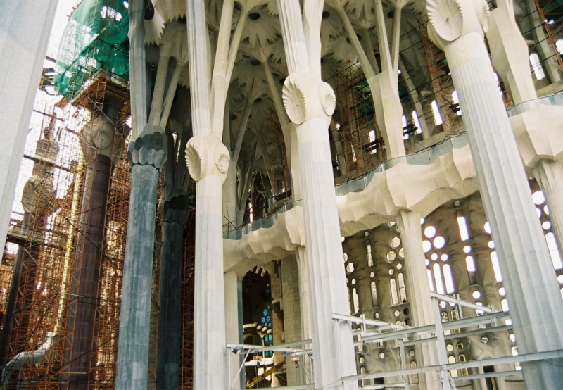 Gaudi - Sagrada Familia
Sagrada Familia. Barcelona 2003. Interiors en obres del temple.
Keywords: Gaudi Sagrada Familia