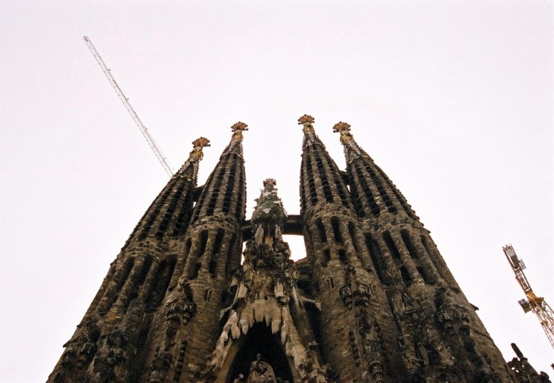 Gaudi - Sagrada Familia
Sagrada Familia. Barcelona 2003. Exteriors del temple.
Keywords: Gaudi Sagrada Familia
